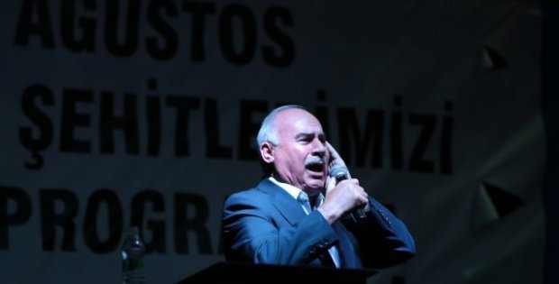 15 Temmuz'da ilk selayı okuyan ünlü hafız İsmail Coşar ile eşi trafik kazasında yaşamını yitirdi
