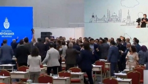 AK Partili Tevfik Göksu'nun sözleri İBB Meclisi'nde tekmeli yumruklu kavgaya neden oldu