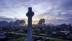 İspanya'daki bir kasabada, koronavirüs nedeniyle ölenleri toprağa verecek yer kalmadı