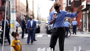 ABD eski Başkanı Obama, megafonla oy isteyerek Biden'a destek oldu