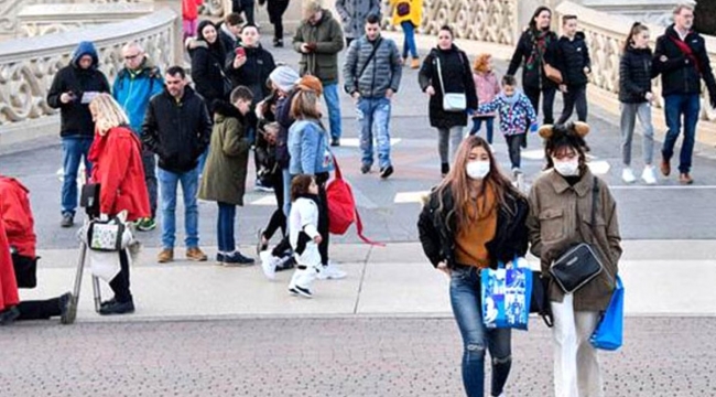 Avrupa'da ikinci dalga endişesi! Fransa ve İngiltere vaka sayısında yine rekor kırdı