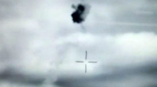 Azerbaycan, Mengeçevir kenti yönünde ilerlemeye çalışan Ermenistan'a ait İHA'yı imha etti