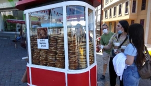 İBB, Taksim'de sembol olan simit tezgahlarını kaldırıyor