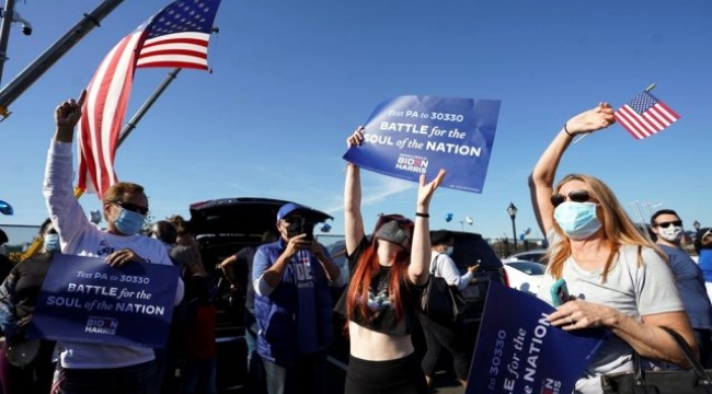 ABD'de halk Biden'ın zaferini kutluyor! Sokaklar doldu taştı