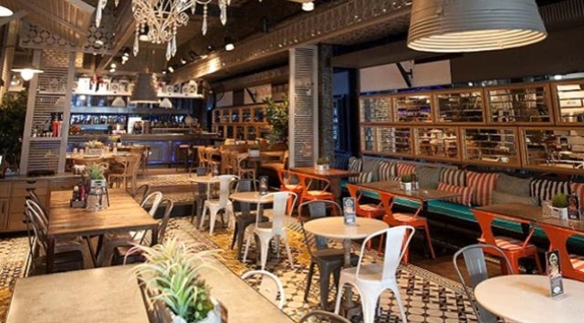 AVM, market ve berberler kapandı, restoran ve kafeler ise sadece paket servis yapacak