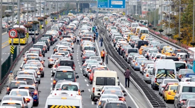 Eski Başbakan Mesut Yılmaz'ın cenaze töreni için İstanbul'da bazı yollar trafiğe kapatılacak