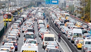 Eski Başbakan Mesut Yılmaz'ın cenaze töreni için İstanbul'da bazı yollar trafiğe kapatılacak