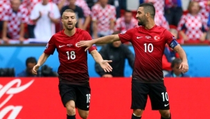 Fenerbahçeli Caner Erkin, 3 yıl sonra A Milli Takım'ın aday kadrosuna seçildi