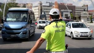 Korona denetimlerinde farklı bir konsepte geçiliyor: Kalabalık yerlerdeki ekip sayısı artırılacak, ulaşım araçları sıkı kontrol edilecek