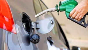 Motorinin litre fiyatına gece yarısından itibaren geçerli olmak üzere 10 kuruş zam geldi