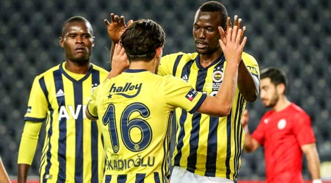 Sivas Belediyespor'u 4-0 yenen Fenerbahçe, kupada tur atladı