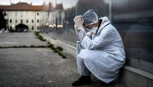 Bir günde 9 sağlık çalışanı koronavirüs nedeniyle hayatını kaybetti