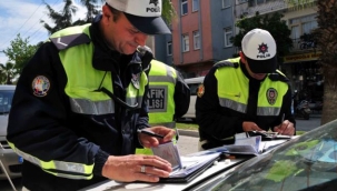 Trafik cezalarında yeni düzenleme! Tutanaklar e-posta adreslerine gönderilecek