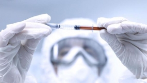 Yerli aşı mutasyon geçiren virüse karşı etkili mi? Bilim Kurulu Üyesi Prof. Dr. Tevfik Özlü cevapladı