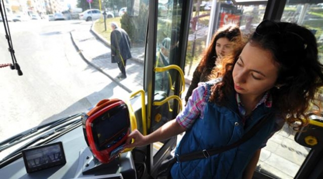 İstanbul'da 65 yaş üstü ve 20 yaş altı 15 Ocak'tan itibaren toplu taşıma kullanamayacak