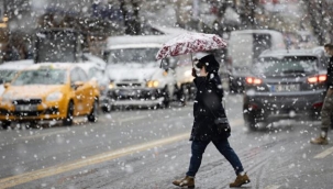 İstanbul'da kar yağışı öğleden sonra yeniden başlayıp pazartesiye kadar devam edecek