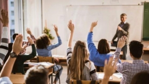 1 Mart'ta başlaması planlanan yüz yüze eğitim için, pazartesi günü toplanacak Kabine kararı beklenecek