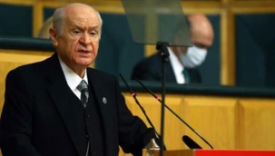 Bahçeli'den, Boğaziçi Üniversitesi önünde Kabe fotoğrafının yere serilmesine tepki: Feci sonunuza yakın durun!