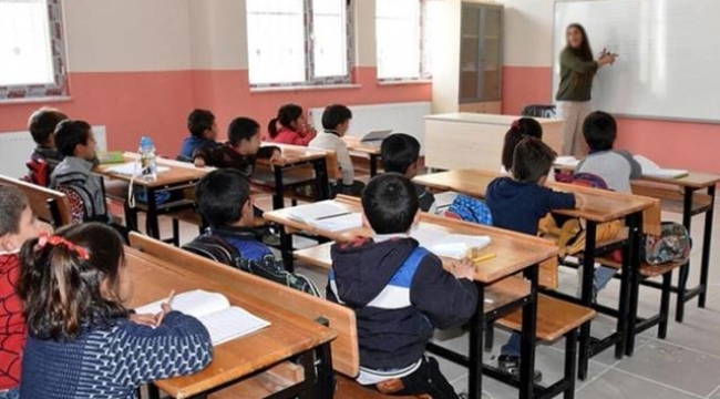 Bakan Ziya Selçuk, okulların açılmasını tek şarta bağladı