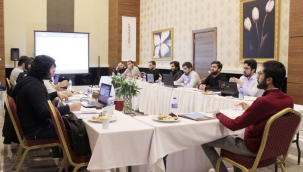 Birinci vazifemiz insanımızı hak ettiği noktaya getirmek