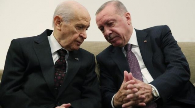 Cumhurbaşkanı Erdoğan ile MHP lideri Bahçeli'nin 'yeni anayasa' zirvesi sona erdi