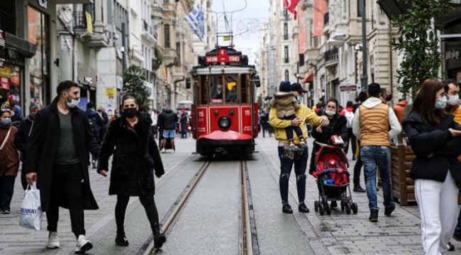 İstanbul İl Sağlık Müdürü Memişoğlu: Pozitif vaka sayımız yükselme trendinde, aman dikkat
