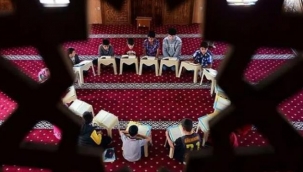 KKTC'de Kur'an kursları kapatıldı, Türkiye'den sert tepki geldi