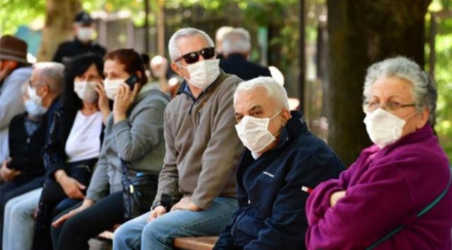 Sağlık Bakanı Koca'dan aşı tepkisi: 65 yaş üstü vatandaşların arasından yüzde 23,6'sı ne yazık ki aşısını yaptırmadı
