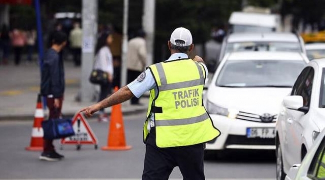 Şehirler arası seyahate kısıtlama getirildi