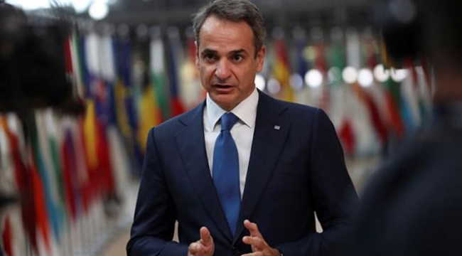 Yunan Bakan Dendias'ın hadsiz sözleriyle ilgili Başbakan Miçotakis'ten tarihi itiraf