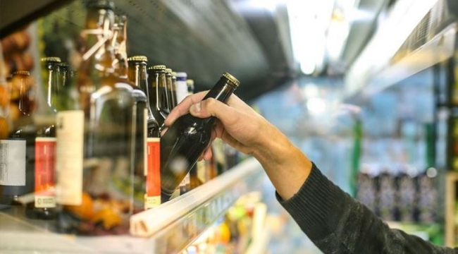 CHP'li belediyeler, valilikleri ters köşeye yatırdı: İçki satışı yasağı kararında imzamız yok