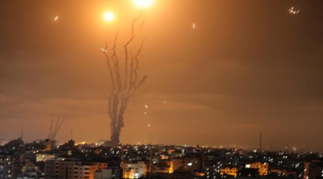 İsrail ile Hamas arasında varılan ateşkes anlaşması yürürlüğe girdi