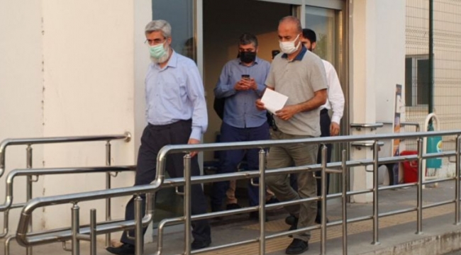 Saadet lideri camiye biber gazı silahıyla kavga ile girilmez