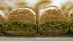 Tatlıyı yoğurtla yerseniz etkisi inanılmaz! Tatlı tüketirken bu 8 kurala dikkat