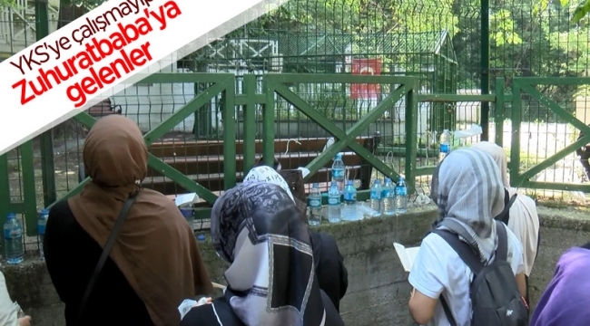 Bakırköy'de, YKS öncesi Zuhuratbaba Türbesi'ne ziyaret