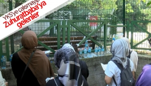 Bakırköy'de, YKS öncesi Zuhuratbaba Türbesi'ne ziyaret