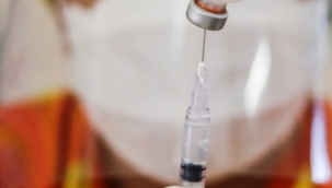 ABD'de sağlık çalışanlarına zorunlu aşılama çağrısı