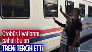 İzmir'de tatilcilerin tercihi tren oldu