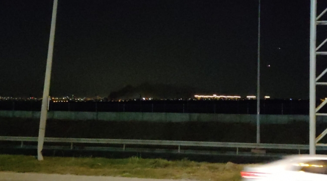 İkitellide fabrika yangını İstanbul un tüm ilçelerinden itfaiye sevk edildi