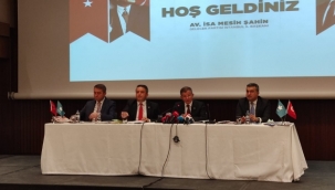 Davutoğlu istanbulda basınla buluştu 