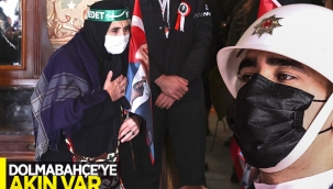 10 Kasım'da Dolmabahçe Sarayı, binlerce ziyaretçiyi ağırladı