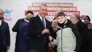 Sosyal Donatı Odaklı Kentsel Dönüşüm Projesi" ile 30 aile yeni evine kavuştu