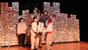 Tozkoparan Efsanesi Sultangazi'de Sahne Aldı