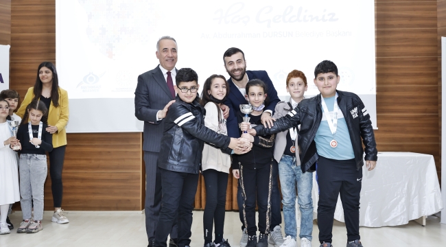3. Akıl ve Zeka Oyunları Turnuvası'nda Dereceye Girenler Ödüllerine Kavuştu
