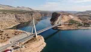 Nissibi Köprüsü'nden 7 yılda 4 milyondan fazla araç geçti 