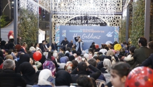 Sultangazi'de Ömer Karaoğlu Konseri gönülleri mest etti 