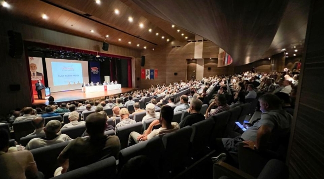 Saadet Partisi İstanbul da Geniş Katılımlı İl Divan Toplantısı Yaptı 