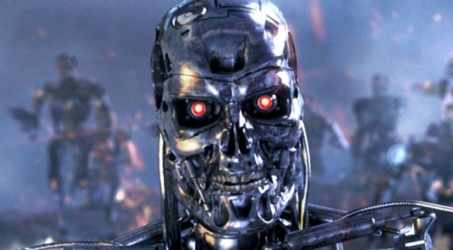 Robotlar, insanlığa savaş açabilir