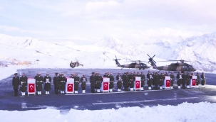 Pençe-Kilit kahramanlarına son görev! 6 şehidimiz Hakkari'deki törenin ardından memleketlerine uğurlandı