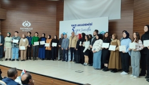 Sultangazili Öğrencilerden Başkan Dursun'a Yazı Akademisi Teşekkürü